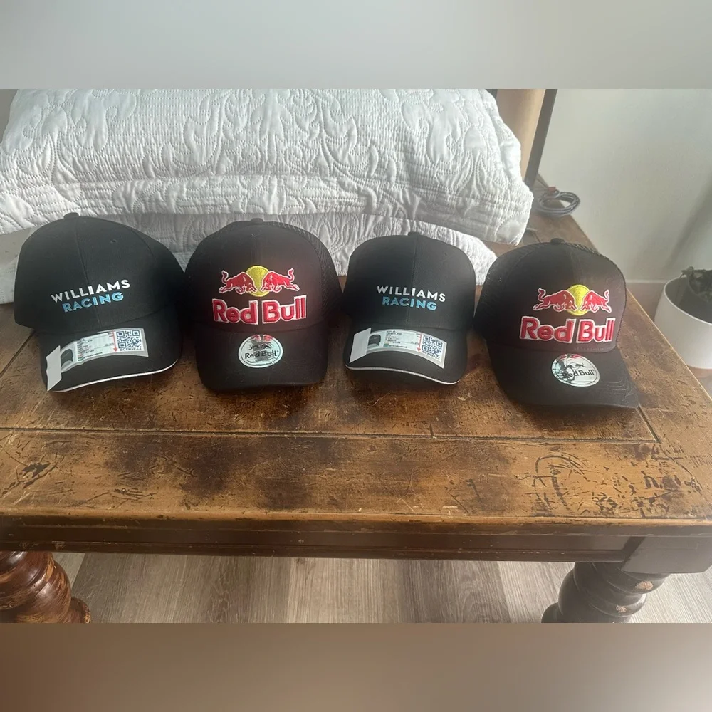 Williams Racing Black Cap - Picture 1 of 3